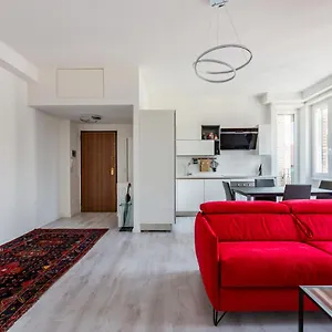 Garibaldi&gae Aulenti Modern Apt Apartment