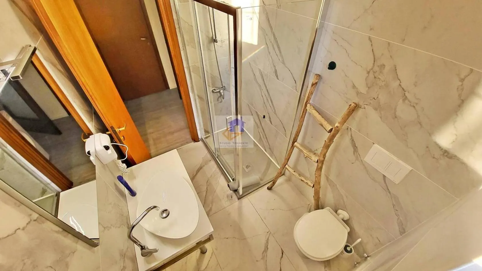 Toma Apartments Milan 0*,  Italy