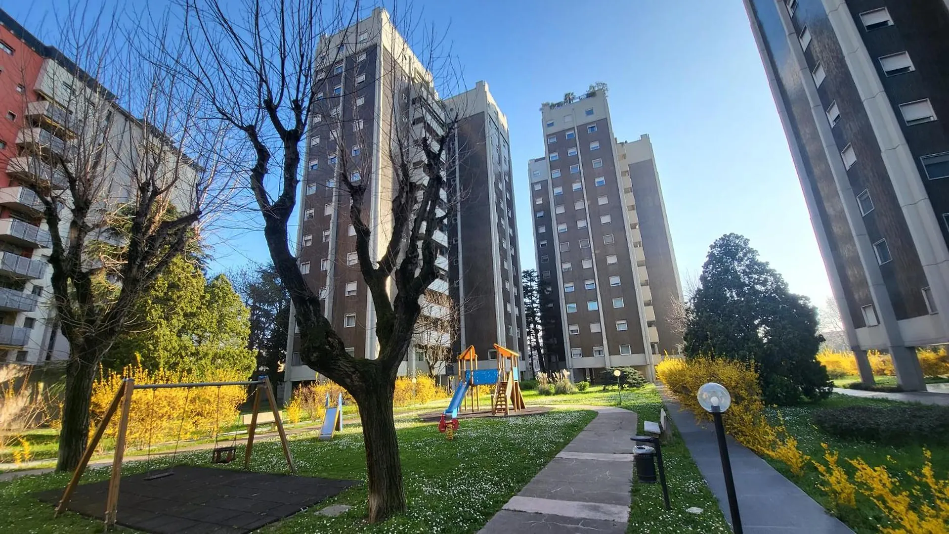 Toma Apartments Milan 0*,  Italy