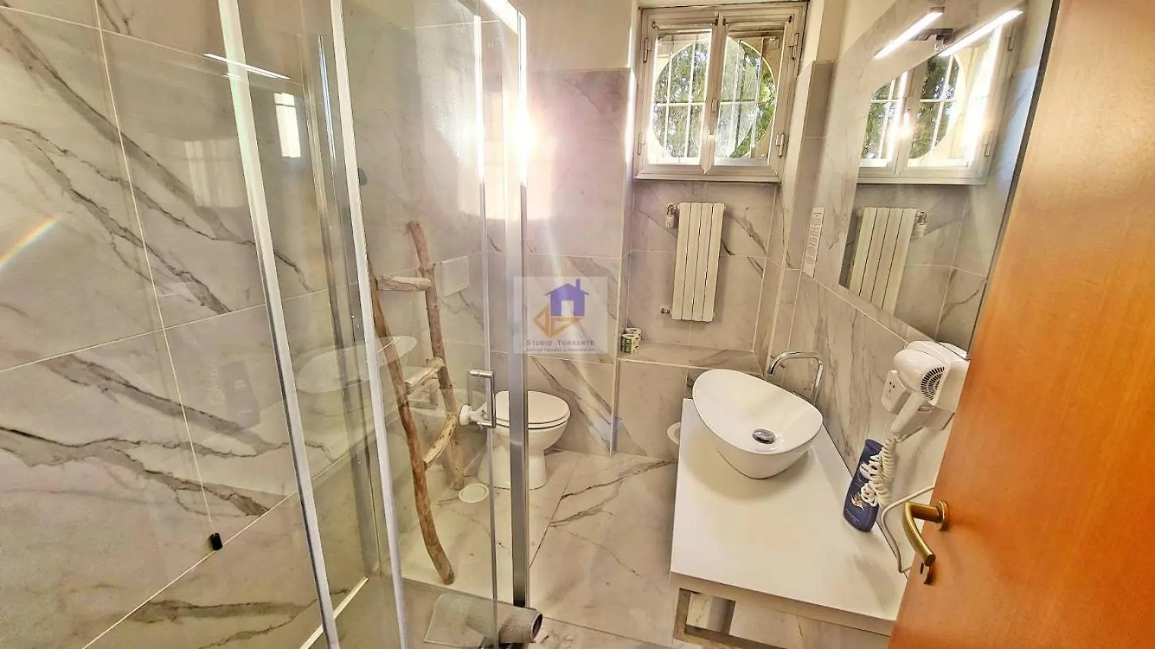 Toma Apartment Trilocale Moderno Per Max 6 Persone Milan